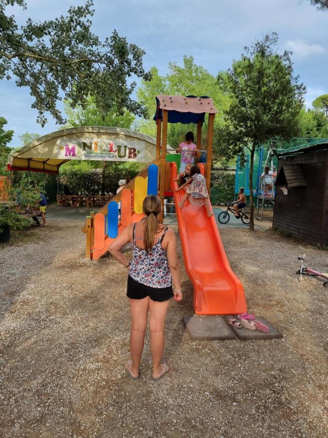 Chalet 4 Or 6 Persons Toscana Viareggio Camping Bosco Verde Italie Torre del Lago Puccini Exterior foto